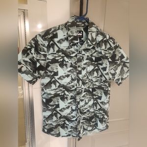 WXYZ short sleeve shirt